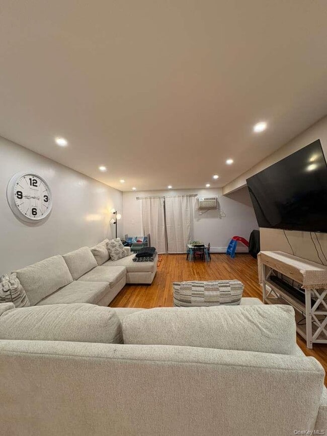 property at 4 Charles Ln