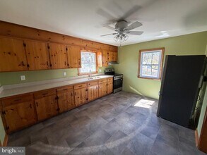 18 N C and P Ln in Smithsburg, MD - Building Photo - Building Photo