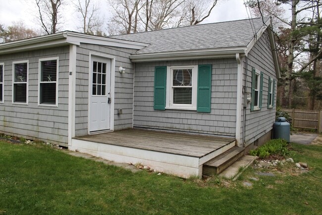 81 Winthrop Rd in Plymouth, MA - Building Photo - Building Photo