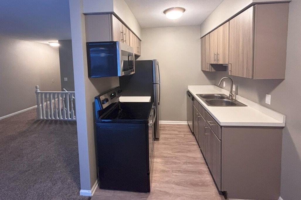 The Neighborhood at Englewood in Grand Rapids, MI - Foto de edificio