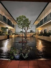 Santa Fe Apartments LB (West Long Beach) in Long Beach, CA - Foto de edificio - Building Photo