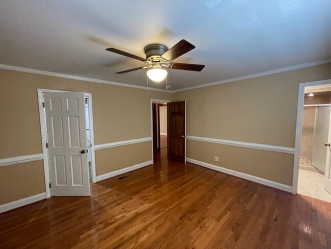2717 Panther Dr in Raleigh, NC - Foto de edificio - Building Photo