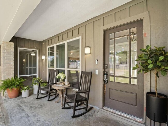 111 Henderson St in Deridder, LA - Building Photo - Building Photo
