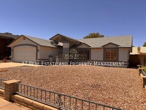 8528 W Pershing Ave in Peoria, AZ - Building Photo - Building Photo
