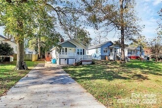 105 Oak St in Belmont, NC - Building Photo - Building Photo