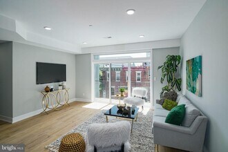 700 Moyer St, Unit 103 in Philadelphia, PA - Building Photo - Building Photo