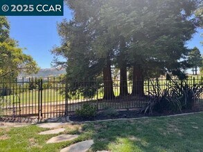 52 Grand Canyon Ct in San Ramon, CA - Building Photo - Building Photo