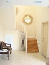 17906 NW 59th Ave in Hialeah, FL - Building Photo - Building Photo