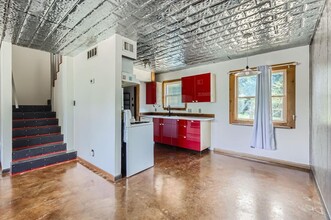 903 Aurora Cir in Austin, TX - Building Photo - Building Photo