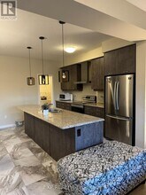 897 Robert Ferrie Dr in Kitchener, ON - Building Photo - Building Photo