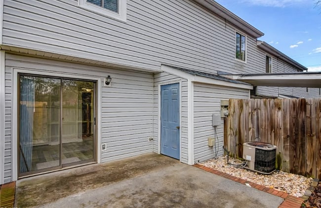 561 Brookside Ct in Kernersville, NC - Building Photo - Building Photo