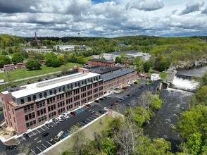 The Lofts at Beacon in Beacon, NY - Foto de edificio - Building Photo