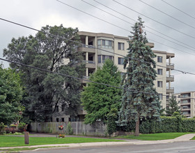 Rosecliffe Gardens I in London, ON - Building Photo - Building Photo