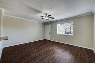 2006 W 43rd St in Houston, TX - Building Photo - Building Photo