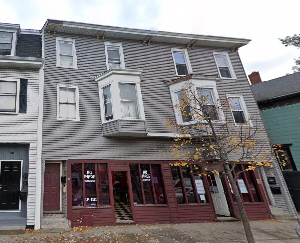 94 River St, Unit 2 in Cambridge, MA - Foto de edificio