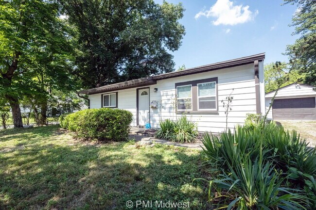 4350 Dubarry Rd in Indianapolis, IN - Building Photo - Building Photo