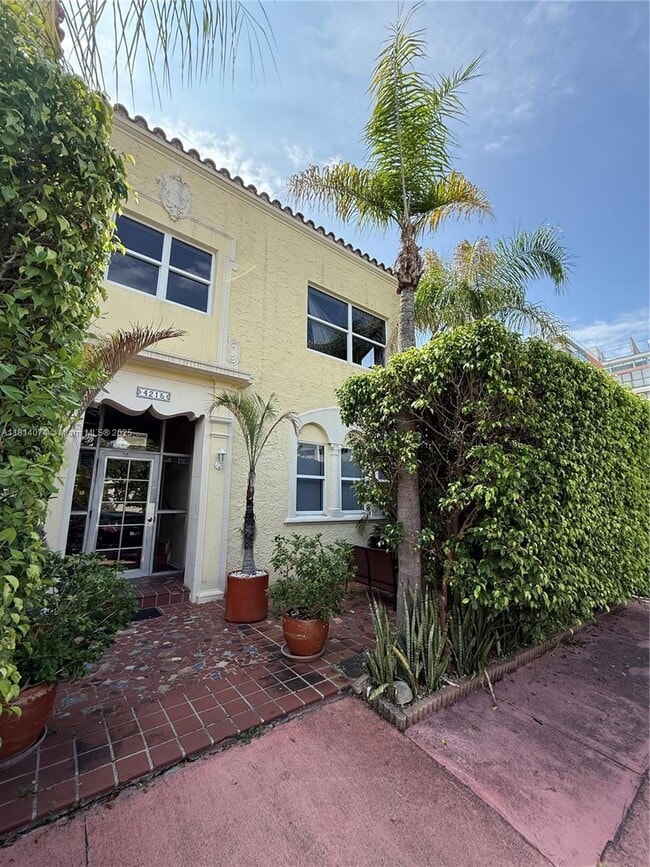 property at 4215 Sheridan Ave