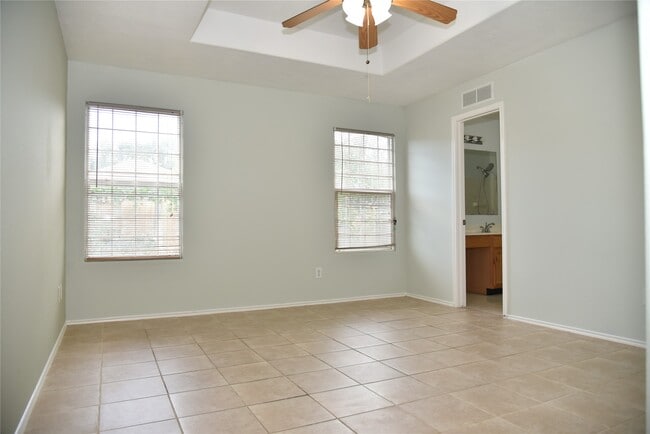 property at 10406 Sutter Glen Ln