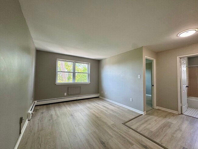85 Union Ave in Bridgeport, CT - Foto de edificio - Building Photo