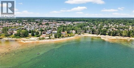 44 Pleasant Ave S in Fort Erie, ON - Building Photo - Building Photo