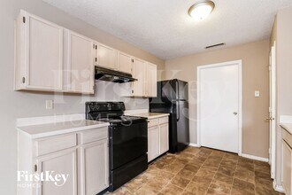 6601 Black Antler Dr, Unit K07 in Indianapolis, IN - Building Photo - Building Photo