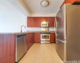 909 Kapiolani Blvd in Honolulu, HI - Building Photo - Building Photo