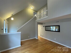 7624 Zermatt Ln in Charlotte, NC - Building Photo - Building Photo