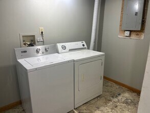 416 Franklin St in Vermillion, SD - Building Photo - Building Photo