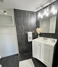 6830 Indian Creek Dr in Miami Beach, FL - Building Photo - Building Photo