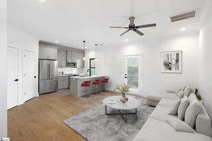 112 Lepak Ln in Greenville, SC - Building Photo