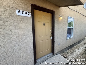 6707 Brothers Ln in San Antonio, TX - Building Photo - Building Photo