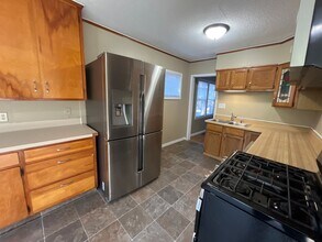 224 Forest Ave in St. Paul, MN - Foto de edificio - Building Photo