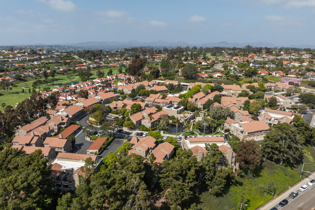 The Villas in Solana Beach, CA - Building Photo - Building Photo