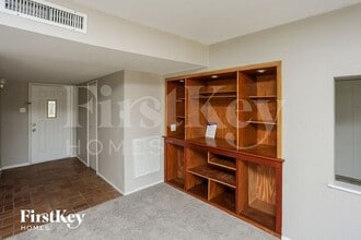 2105 Highbury Rd in Carrollton, TX - Building Photo - Building Photo