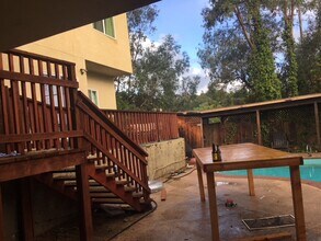 4951 Campanile Dr in San Diego, CA - Foto de edificio - Building Photo