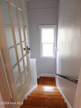 206 King St-Unit -A in New Bern, NC - Building Photo - Building Photo