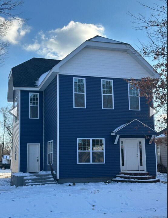 1915 Poplar St in Terre Haute, IN - Building Photo