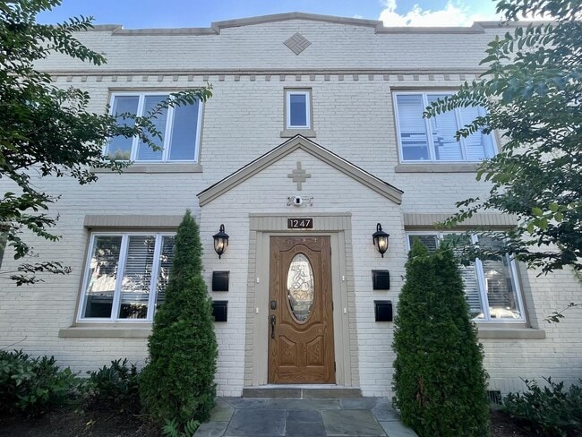 property at 1247 Penn St NE