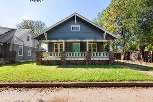 221 N Walnut St in Wichita, KS - Building Photo