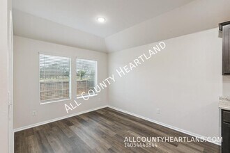 3425 Molly Dr in Yukon, OK - Building Photo - Building Photo