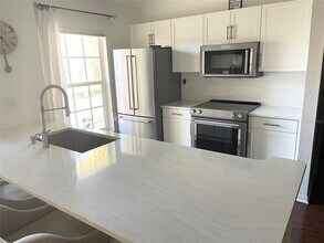 4275 Castle Bridge in Sarasota, FL - Building Photo - Building Photo