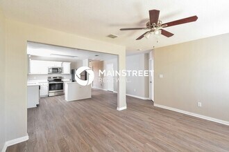 11102 Indian Canyon in San Antonio, TX - Building Photo - Building Photo