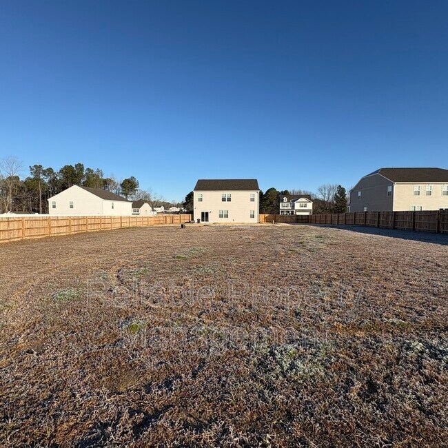 96 Black Crk Dr in Lillington, NC - Building Photo - Building Photo