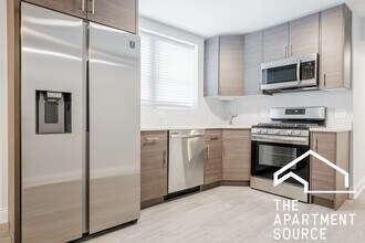 2647 N Sacramento Ave in Chicago, IL - Building Photo - Building Photo