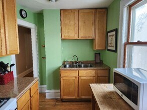 2823 11th Ave S, Unit Upper Duplex in Minneapolis, MN - Building Photo - Building Photo