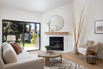 7306 Calle De Fuentes in Carlsbad, CA - Building Photo - Building Photo