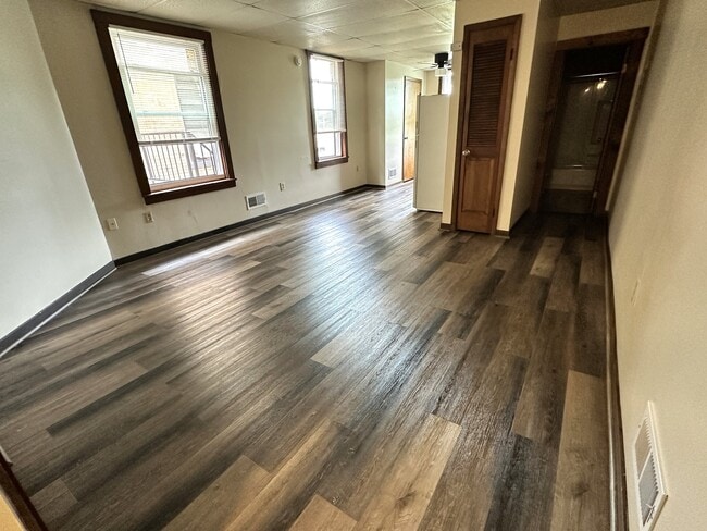 525 Larimer Ave, Unit 1