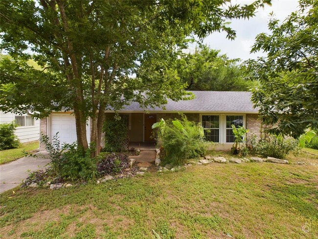 6105 Idlewood Cove in Austin, TX - Building Photo - Building Photo