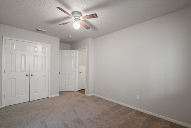 property at 95 E Whistlers Bend Cir