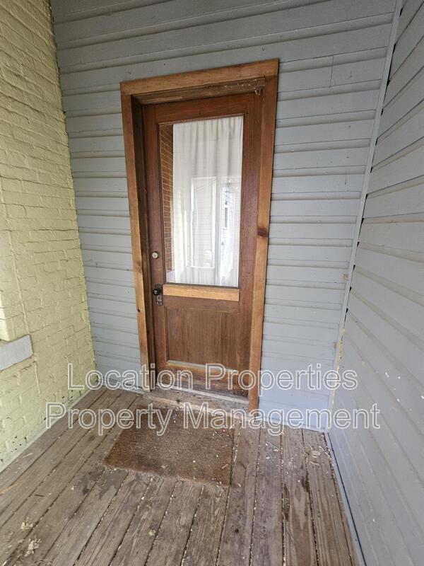 728 Rhode Island St in Lawrence, KS - Building Photo - Building Photo